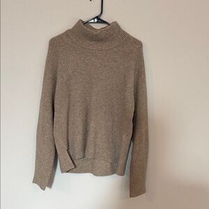 Abercrombie & Fitch Ribbed Mock Neck Sweater in Taupe Brown